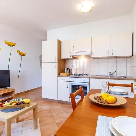 Apartments Lavanda Rovinj Exterior photo